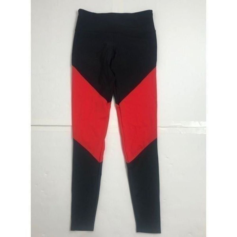 Onzie black /Red Leggings size XS …0106